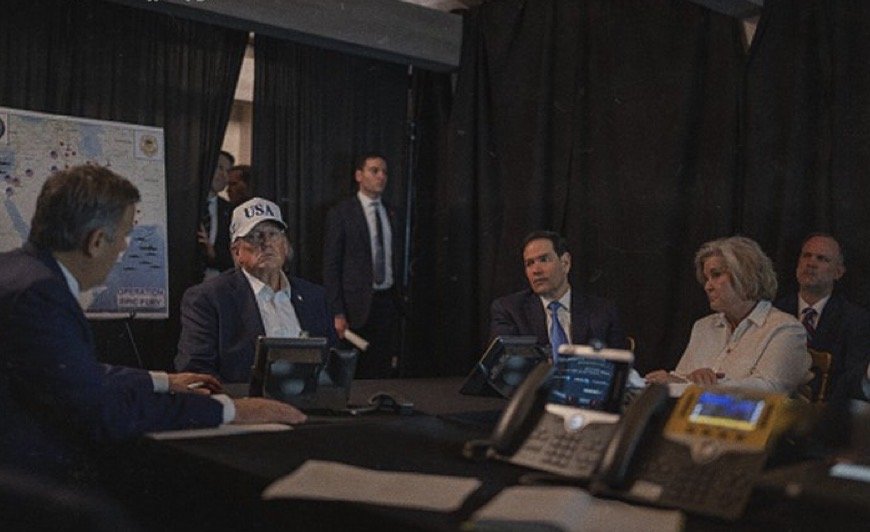 | وول ستريت جورنال عن مسؤولين: ترمب كان يعتقد أن الانتصار على إيران سيمنحه فرصة لإعادة تشكيل النظام العالمي