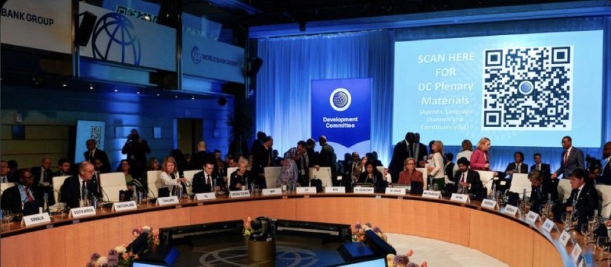 رويترز: ‏واجه قادة القطاع المالي العالمي، خلال الأسبوع الماضي، حقيقة عجزهم عن تخفيف الأضرار الاقتصادية الناجمة عن الصدمات الجيوسياسية التي تزداد وتيرتها، وأدركوا أن الاعتماد على قيادة الولايات المتحدة لحل ​الأزمات لم يعد أمرا مضمونا كما كان لوقت طويل.