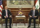عاجل_‏اتفق رئيس إقليم كوردستان نيجيرفان بارزاني ومبعوث الرئيس الأميركي إلى العراق وسوريا توم باراك على حصر السلاح بيد الدولة مؤكدين على دعم أربيل وواشنطن للحكومة العراقية الجديدة برئاسة علي الزيدي