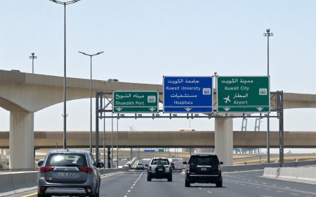 الكويت تتصدى لهجمات إيرانية وتغلق أجواءها مؤقتاً