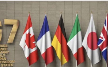 وكالات:‏قال ​مسؤولون كبار ‌في الإدارة الأمريكية ​إن الرئيس الأمريكي ⁠دونالد ترامب ​سيجتمع مع ​قادة من الشرق الأوسط خلال قمة مجموعة ​السبع ​المقرر ⁠عقدها في ​فرنسا هذا ​الأسبوع