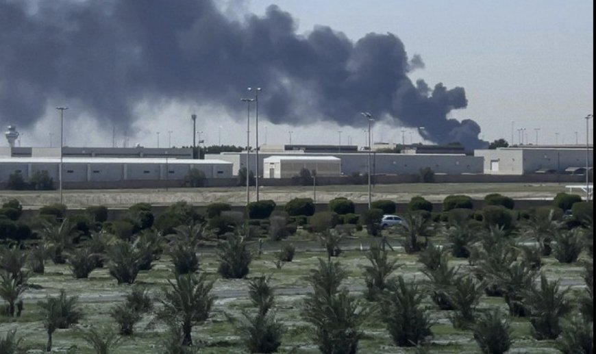 رويترز:‏قال مصدر مطلع لوكالة رويترز إن الحكومة الأميركية ستسعى لتوجيه أصول إيرانية إلى دول الخليج من أجل إعادة الإعمار وإصلاح الأضرار التي تسببت بها إيران وذلك في الوقت الذي شنت فيه طهران موجة من الاعتداءات على الكويت والبحرين بإطلاق المزيد من الطائرات المسيّرة