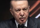 روبترز:‏قال الرئيس التركي رجب طيب أردوغان يوم السبت إن جهود إحلال السلام في ​الشرق الأوسط لا يمكن أن تنجح دون ‌دعم إقليمي، وإنه لا يجب السماح لإسرائيل بعرقلة اتفاق إنهاء الحرب بين الولايات المتحدة وإيران.
