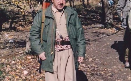 إدريس بارزاني(1944–1987) وتاريخيته المستحضرة في الوسام الايطالي لابنه نيجيرفان.