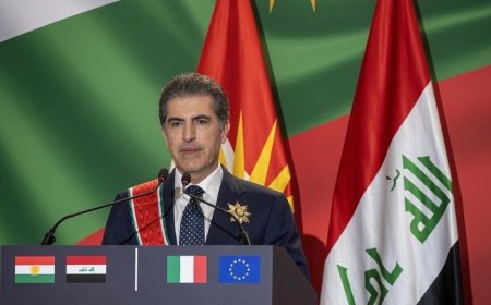 وكالات:‏رئيس إقليم كوردستان نيجيرفان بارزاني: أتسلّم هذا الوسام بكل فخر وأشكر كل الذين عملوا على تطوير العلاقة القائمة اليوم بين إقليم كوردستان وإيطاليا.