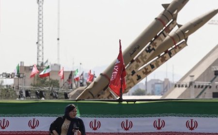 cnn:مسؤول إيراني يعلّق على توقف الضربات الأمريكية: واشنطن تعاني من "إرهاق استراتيجي".. ويزعم فشلها في إضعاف الدفاعات الإيرانية .