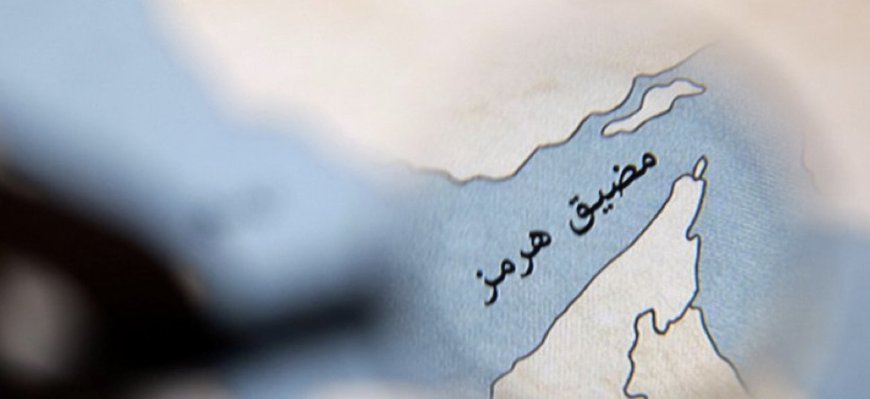 رويترز:‏قالت شركة ​البحري السعودية ‌للشحن يوم الأربعاء ​إن ناقلتها ​العملاقة وديان تعرضت "لحادث" ⁠يوم ​الثلاثاء لدى ​عبورها مضيق هرمز، إلا أن ​السفينة ​لا تزال صالحة للإبحار ‌وشحنتها ⁠آمنة.
