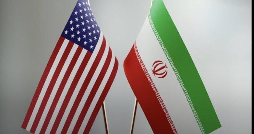 وكالات:‏يعتقد مسؤولون أميركيون أن العقوبات ستكون أشد أثراً على إيران من قصفها، وفق ما نقله موقع "أكسيوس".  ‏ونقل الموقع عن مسؤول كبير في الإدارة الأميركية قوله: "يريد الإيرانيون وقف القصف، ويريدون المال. لكن الترتيب يكاد يكون معكوساً؛ فهم يريدون المال أولاً بالفعل".