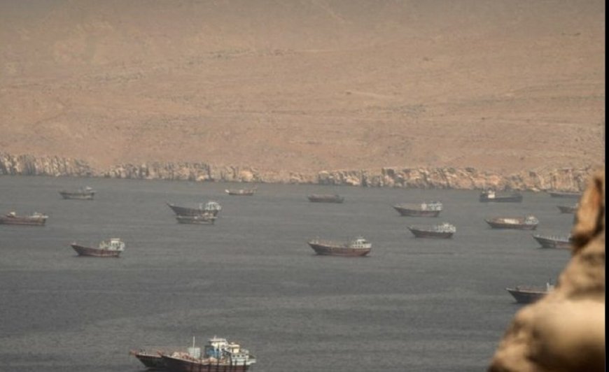 وكالات: إيران تقول إن المحادثات مع سلطنة عُمان بشأن إدارة مضيق هرمز مستمرة.