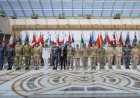 وكالات:‏أعلنت السعودية، انضمام 13 دولة رسمياً إلى التحالف البحري الدفاعي متعدد الجنسيات، بما يمثل الانطلاقة الفعلية له. وذكرت وزارة الدفاع السعودية، في بيان نشرته على منصة "إكس"، أن اجتماع التخطيط الثالث للتحالف البحري الدفاعي متعدد الجنسيات، عُقد في قيادة الأسطول الغربي بمدينة جدة، بمشاركة ممثلين عن 39 دولة، في خطوة رئيسية نحو تفعيل التحالف.