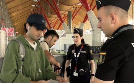 رويترز:‏فرضت إسبانيا إجراءات تفتيش حدودية على القادمين من إيطاليا وفحصت نحو 200 مسافر وصلوا إلى أكبر ستة ​مطارات في البلاد في أول يوم من تطبيق هذه ‌الإجراءات، وذلك بعد خلاف مع إيطاليا بشأن الهجرة غير النظامية.