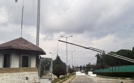 رويترز:‏نقلت الوكالة العربية السورية للأنباء عن ​وزارة الخارجية السورية القول إن دمشق وموسكو توصلتا إلى مذكرة تفاهم ​تحدد مستقبل القاعدتين ​الروسيتين في طرطوس وحميميم.
