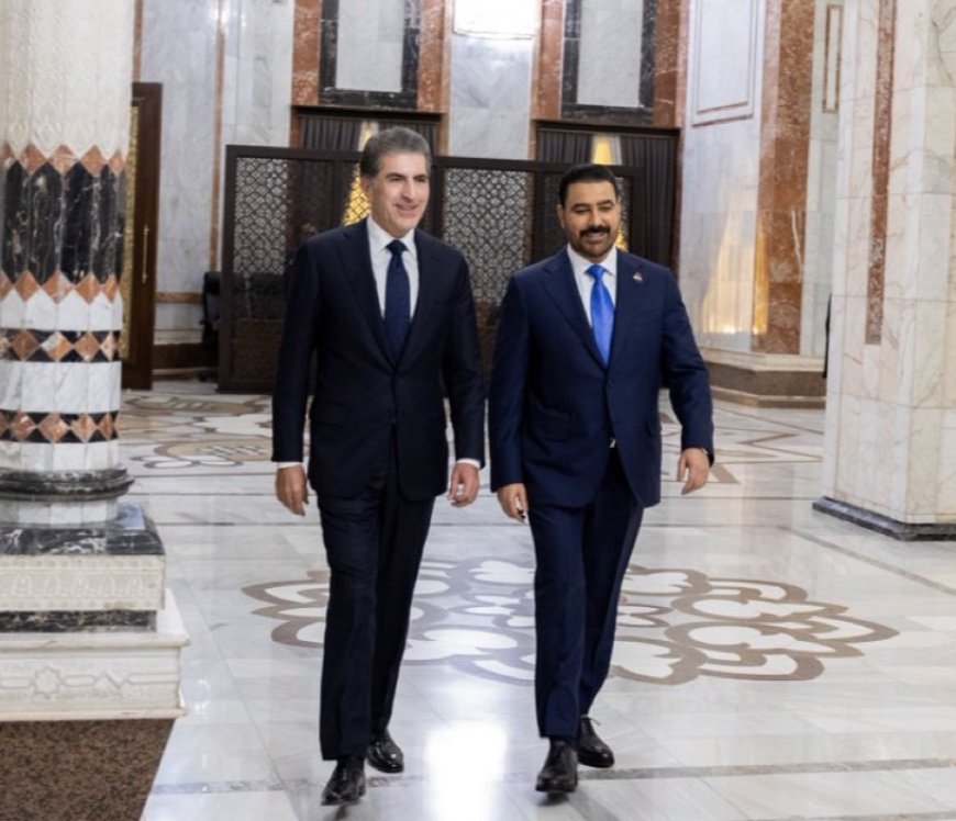 نيجيرفان بارزاني مغردا:عقدتُ اجتماعًا مثمرًا مع دولة رئيس مجلس الوزراء الأخ العزيز علي الزيدي، في بغداد، تناولنا خلاله مجمل الأوضاع في البلاد والتحديات التي تواجهنا، إلى جانب استعراض آخر التطورات والمستجدات على المستويين الإقليمي والدولي وانعكاساتها على العراق.