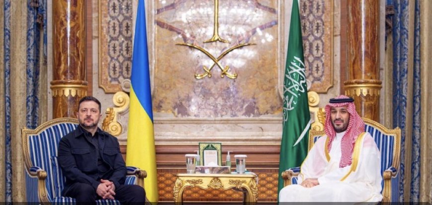 رويترز:‏قال ​الرئيس الأوكراني ‌فولوديمير زيلينسكي إنه بحث ​مع ولي ​العهد السعودي الأمير ⁠محمد ​بن سلمان يوم ​الاثنين صفقة الطائرات المسيرة والأمن ​الغذائي.