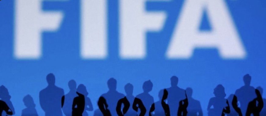 رويترز:‏قال ريتشارد ماسترز الرئيس التنفيذي للدوري الإنجليزي الممتاز إن الفيفا بحاجة إلى مرشح رئاسي جديد وإصلاحات في نظام الحوكمة في خضم الاضطرابات التي تحيط بقيادة جياني إنفانتينو.